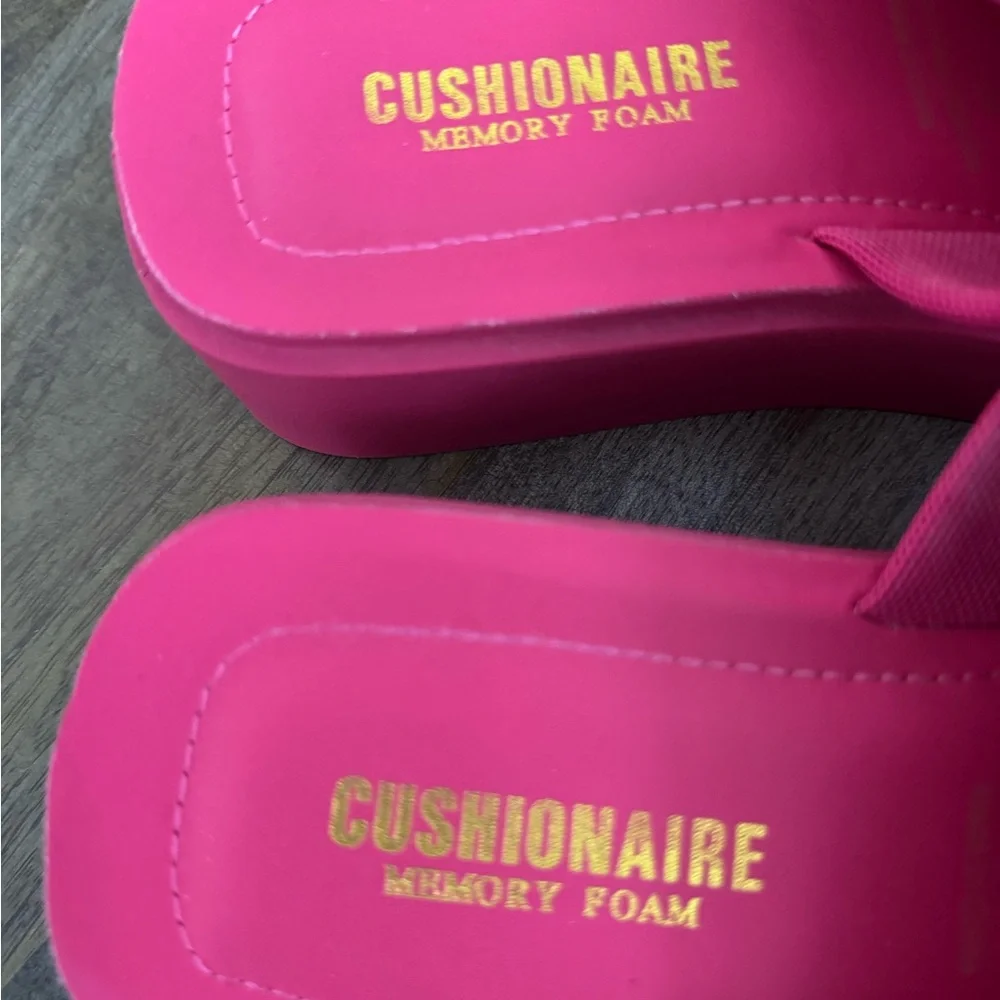 Cushionaire Hot Pink Slide Sandals for Women Size 7.5 - Picture 3 of 5